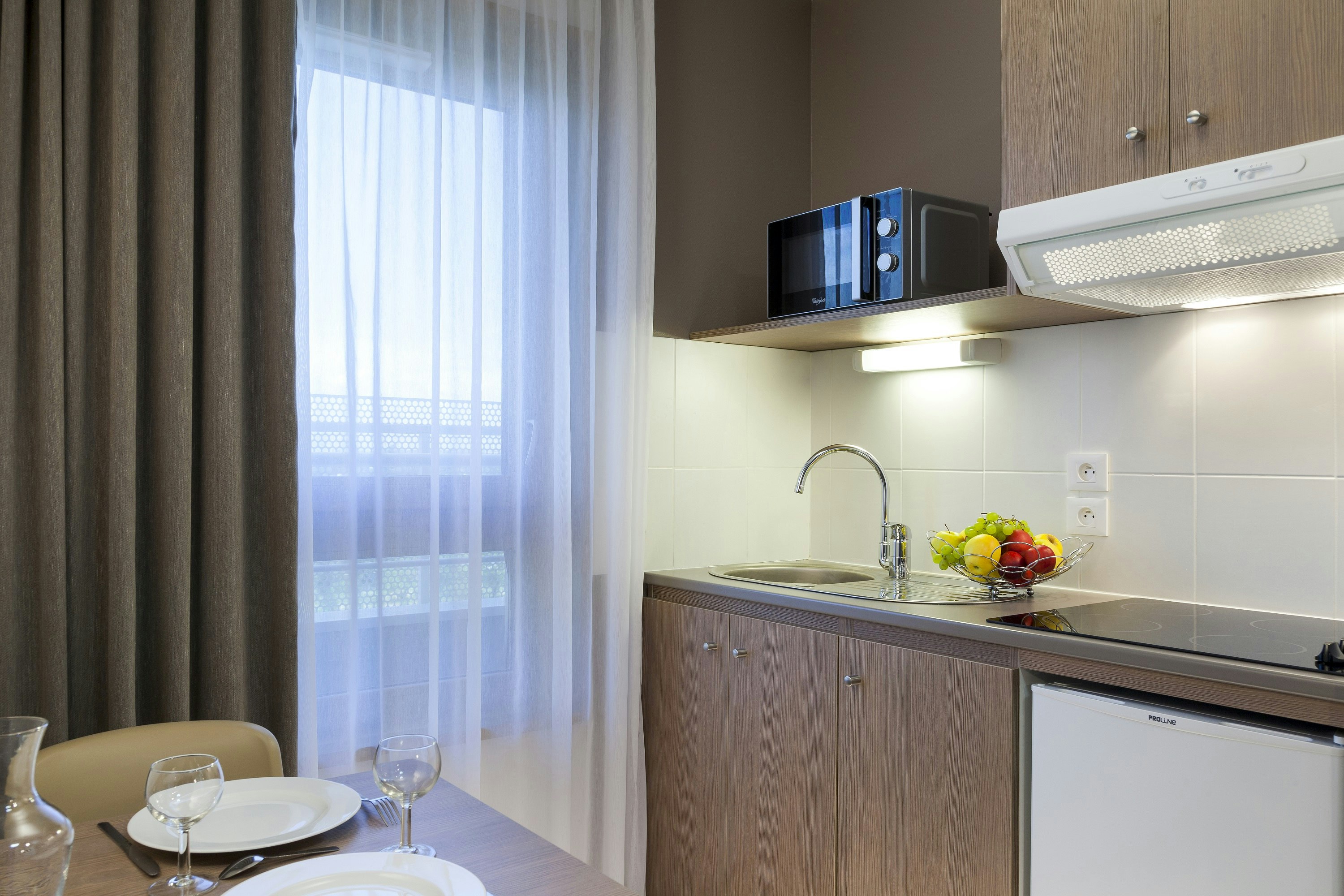 Neho Suites Porte de Geneve Gare Annemasse 30/30