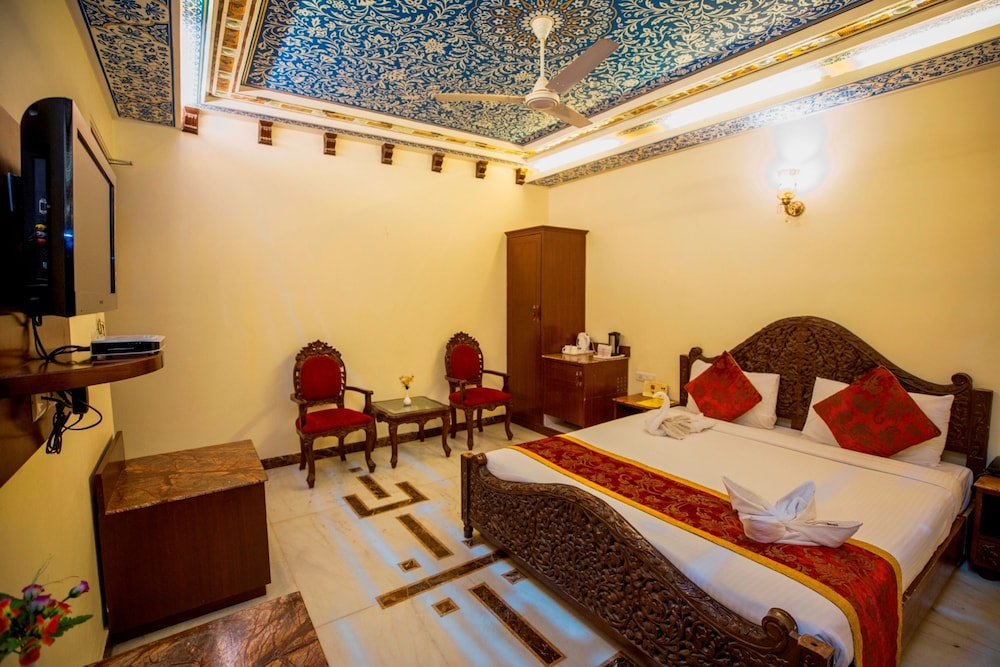 Nahargarh Haveli Hotel 23/52