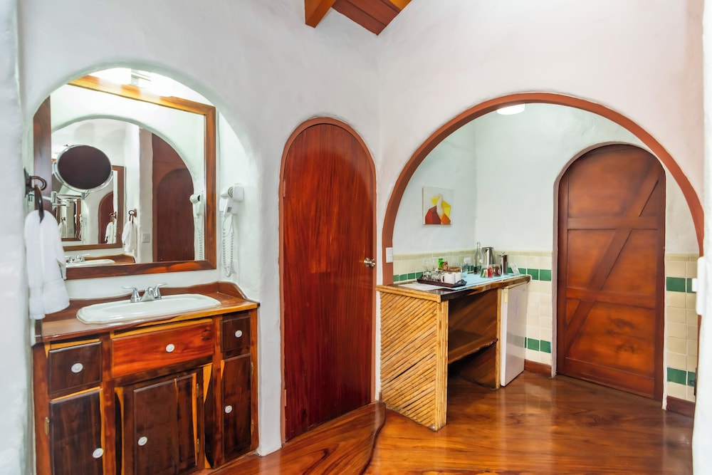 Finca Rosa Blanca Coffee Plantation And Inn 50/50