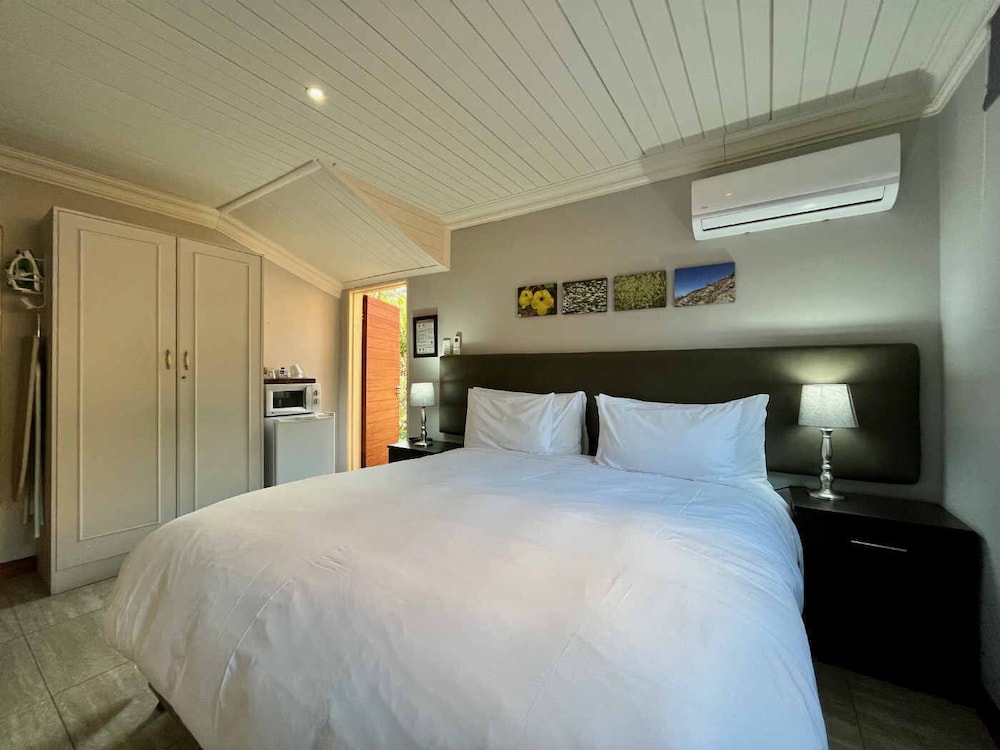 Ilanda Guest House 11/50