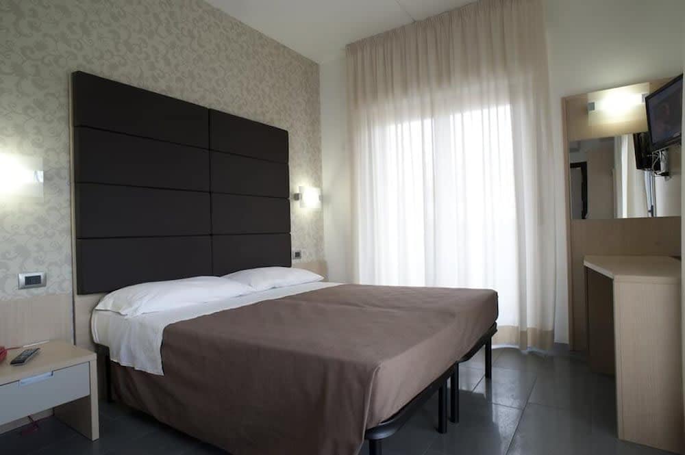 Club Hotel Le Nazioni 14/35
