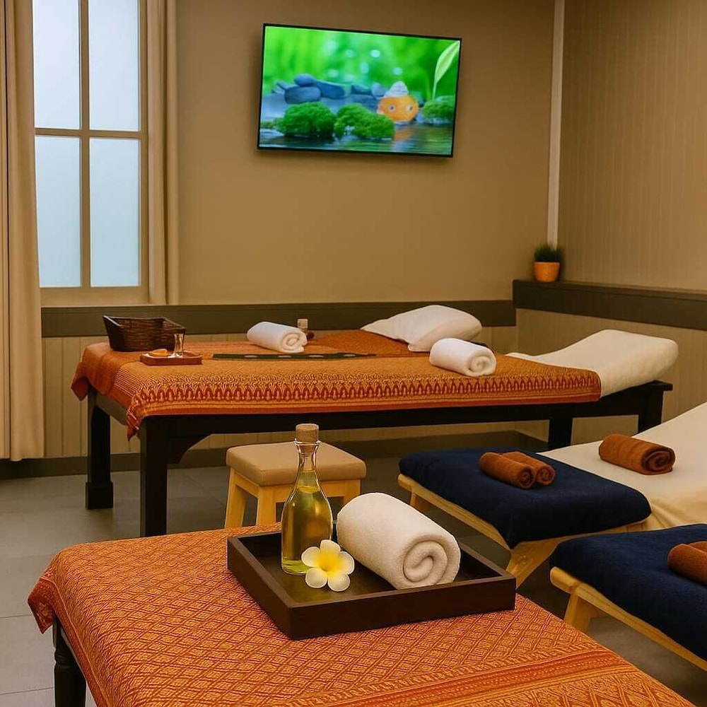 Let S Hyde Resort And Villa Pattaya 54/69