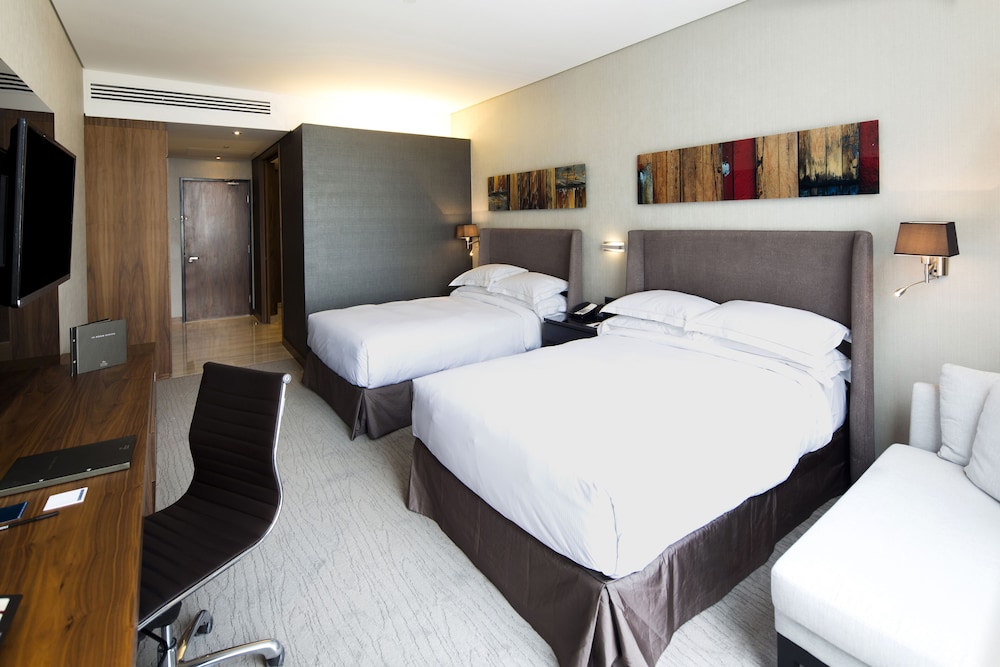 Hilton Mexico City Santa Fe 22/79