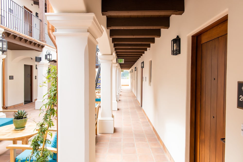 La Playa Inn Santa Barbara 26/74