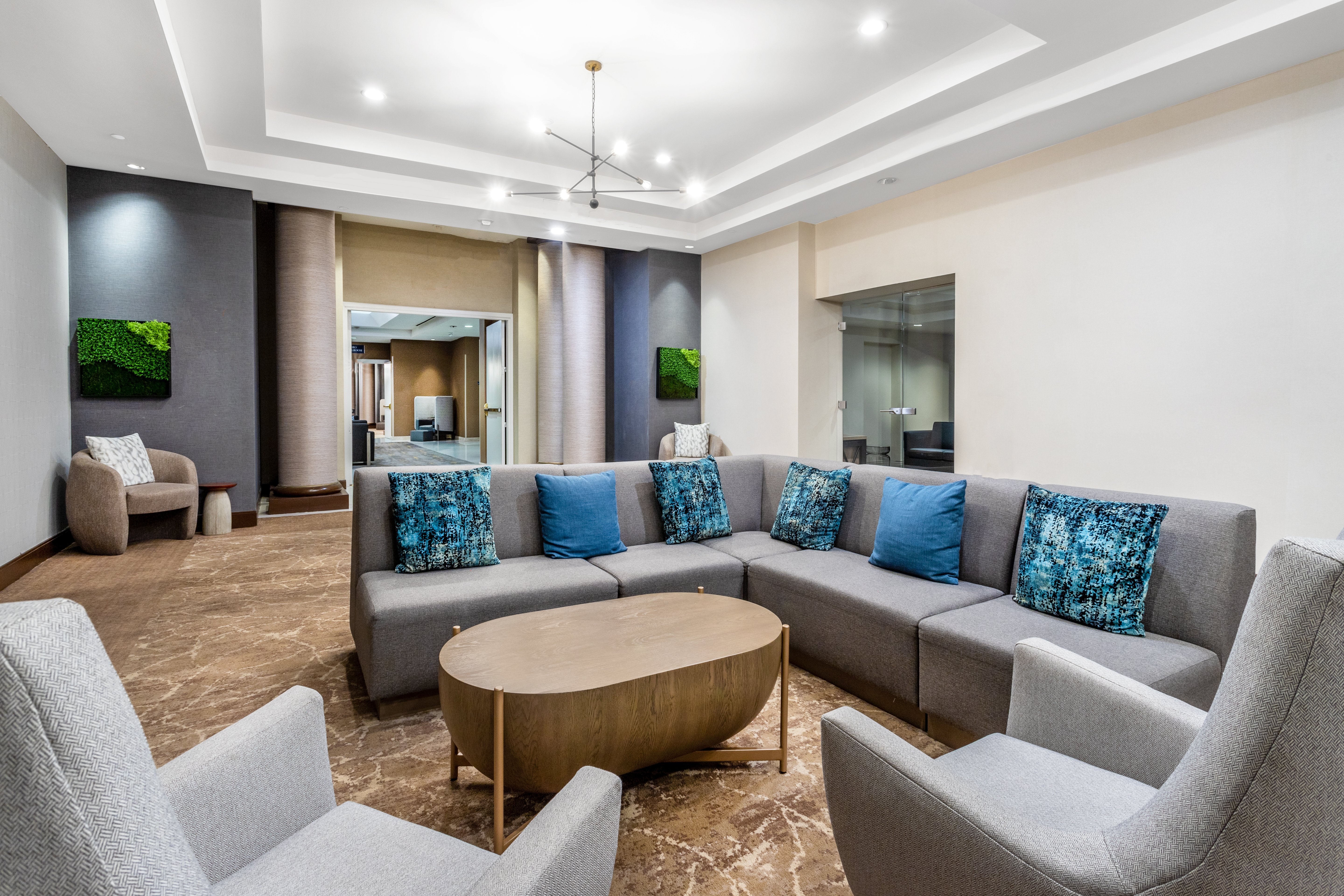 Crowne Plaza Los Angeles Harbor Hotel, an IHG Hotel 20/50