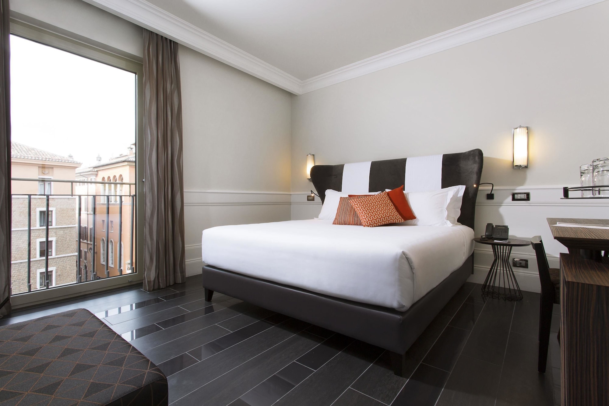 CLASSIC, DOUBLE BED