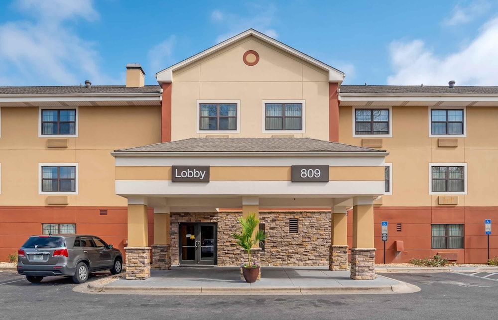 Extended Stay America Pensacola - University Mall 38/45