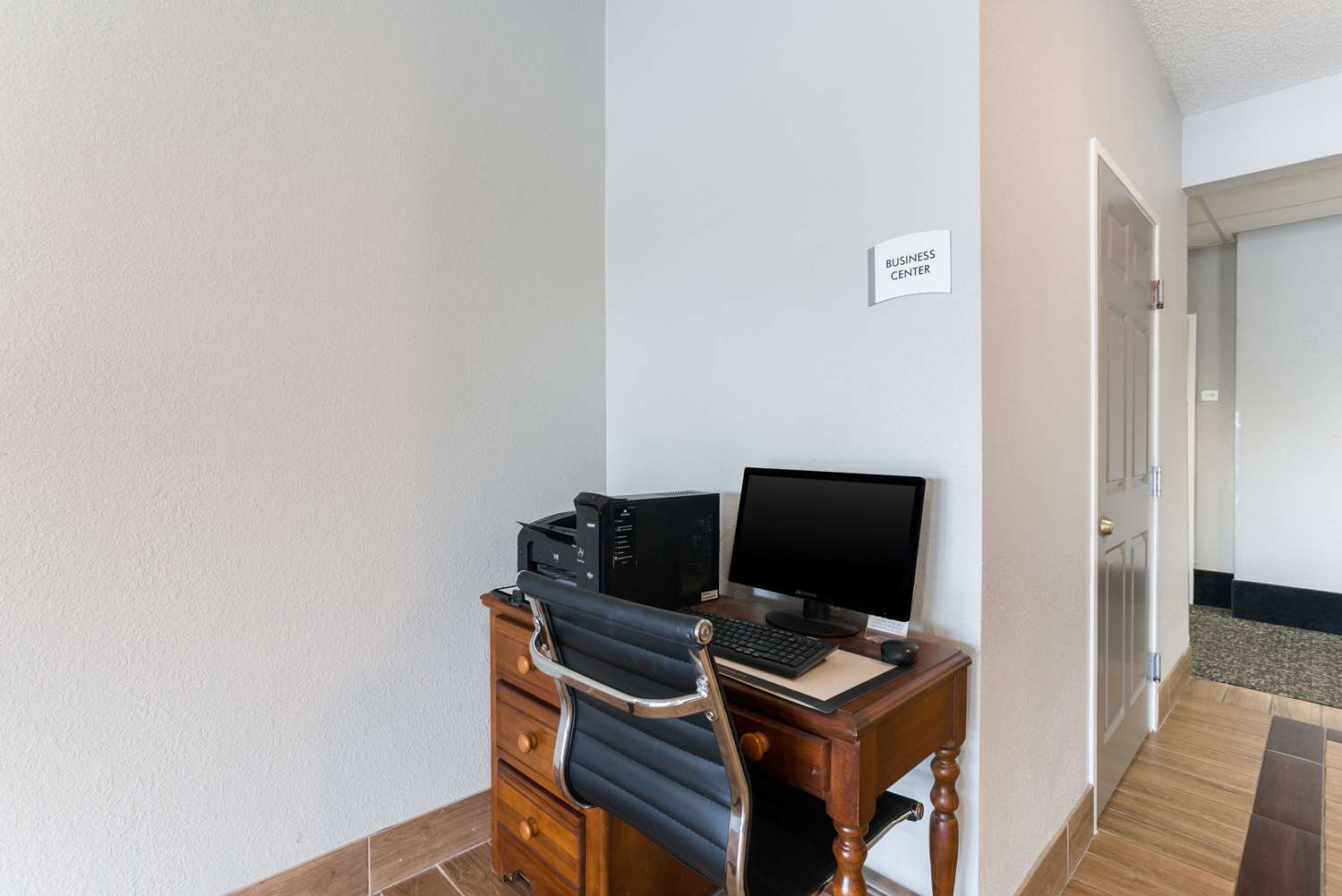 Quality Inn & Suites Ferdinand 26/27