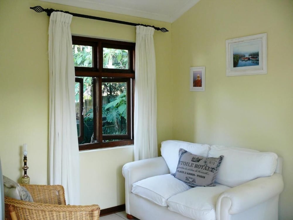 Aberdour Guesthouse 10/29