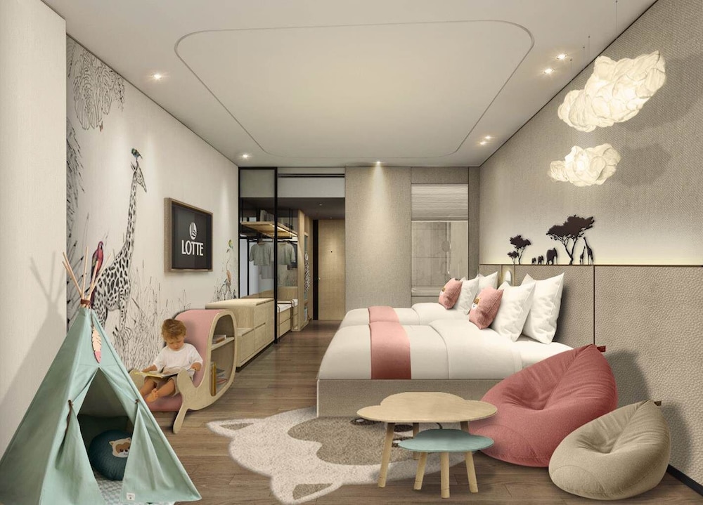 Lotte Hotel World 45/67
