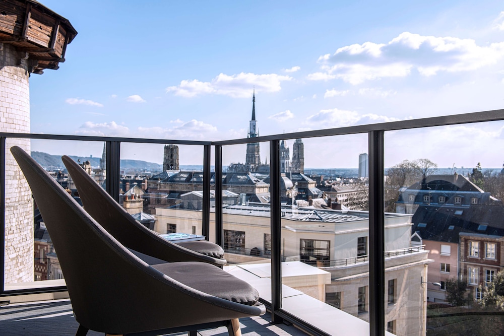 Radisson Blu Hotel, Rouen Centre 74/77