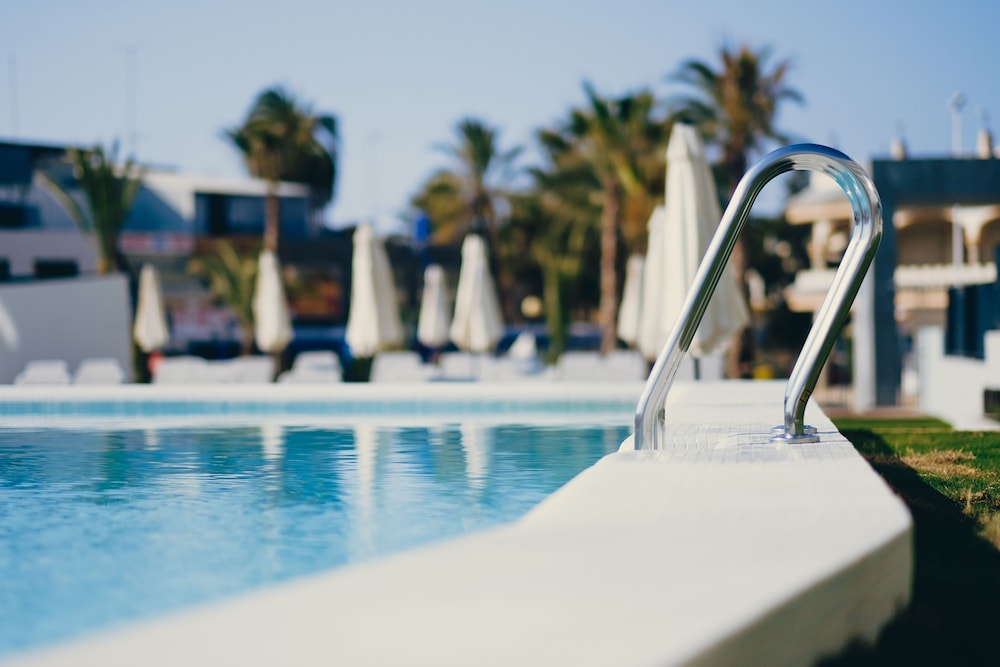 30 Degrees Hotel Dos Playas 45/50