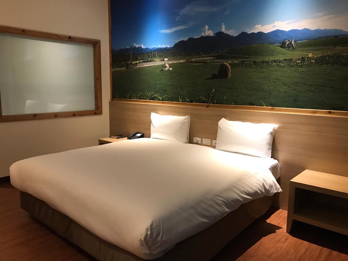 CHIILIH HOTEL CORAL MUSEUM 12/26