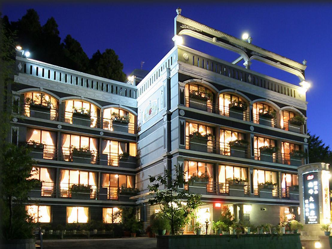 Ali-Shan Kaofeng Hotel 3/36
