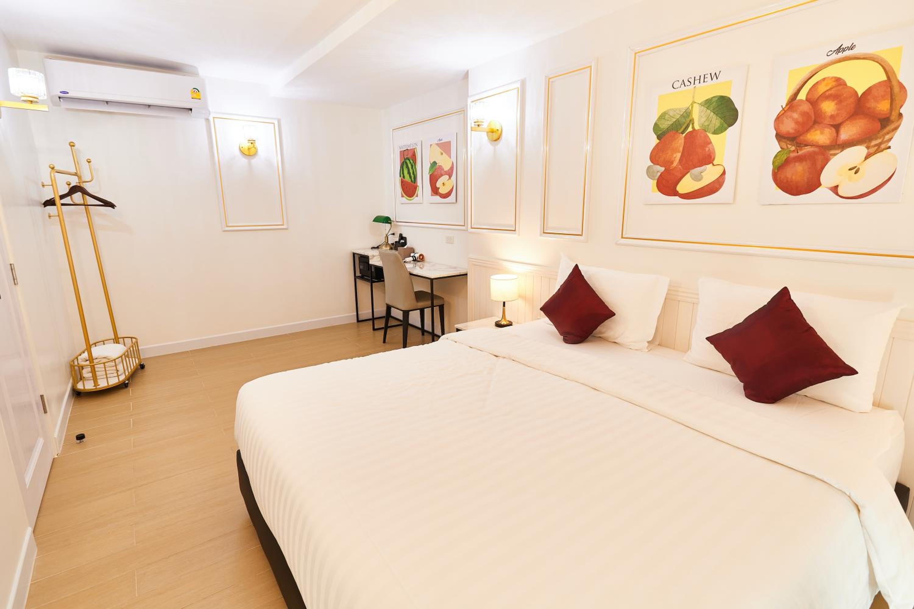 2 Bedrooms, Loft, Apartment