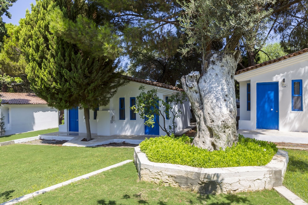 RISUS GARDEN MARINA HOTEL KUSADASI 32/48