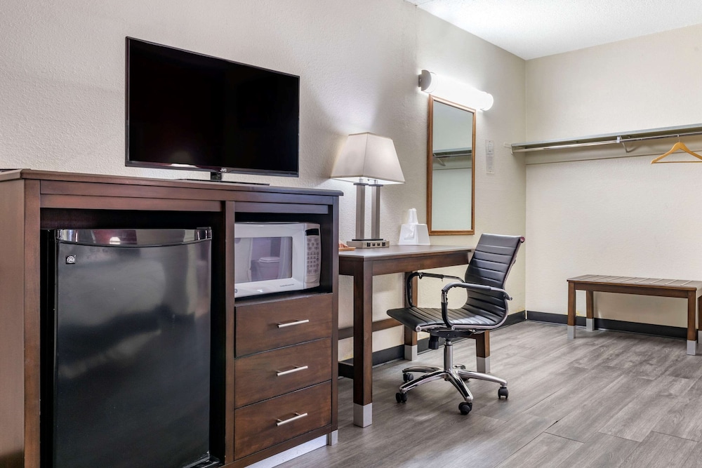 Econo Lodge Fallon Naval Air Station Area 26/30