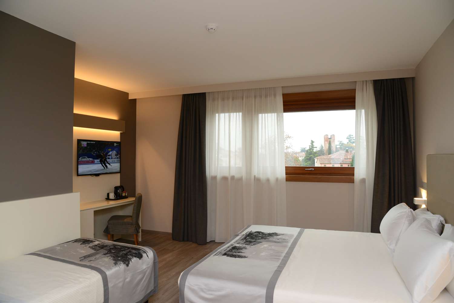 Albergo Roma, Bw Signature Collection 6/38