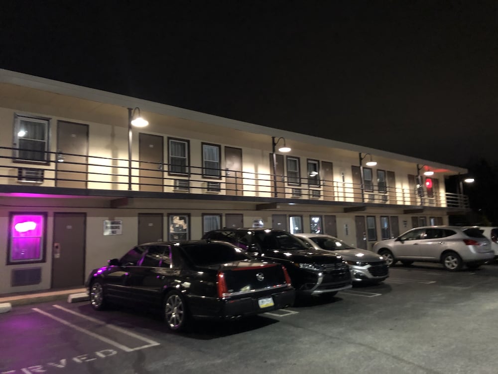 Trolley Stop Motel Philadelphia Media 2/21