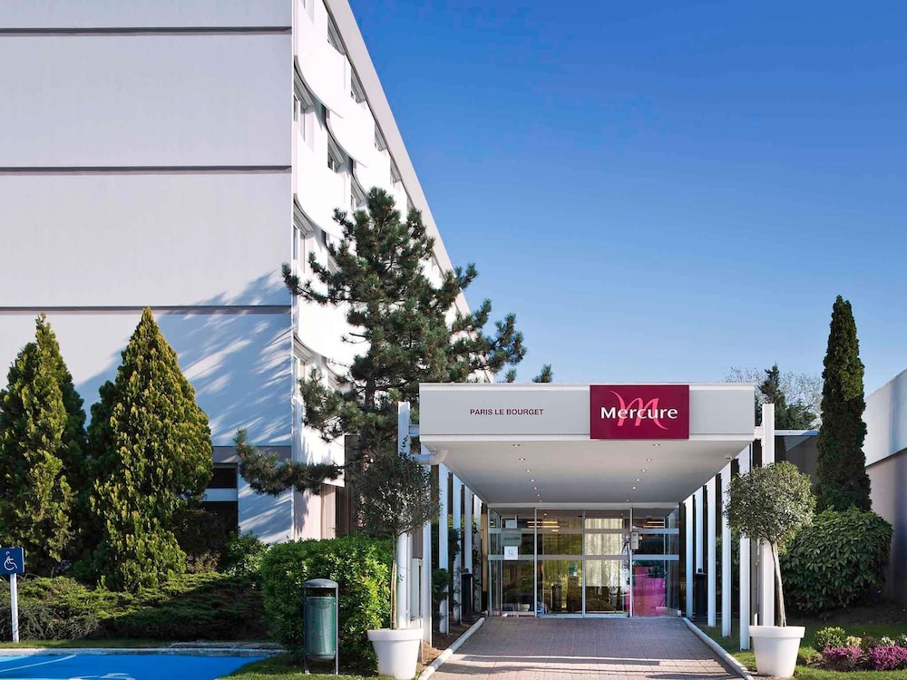 Hotel Mercure Paris Le Bourget 2/74