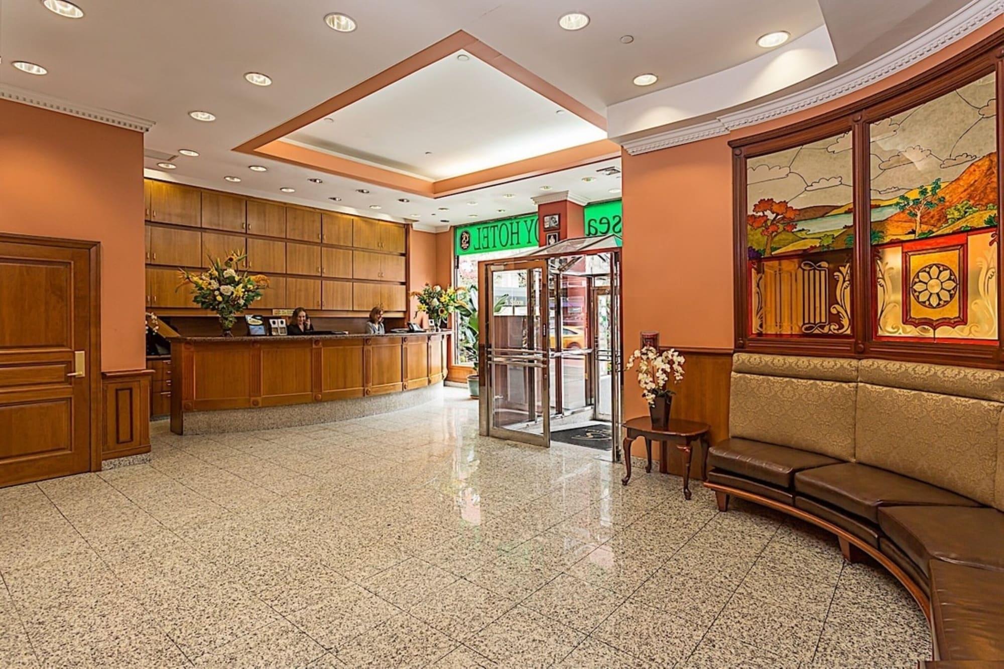 Chelsea Savoy Hotel 11/61