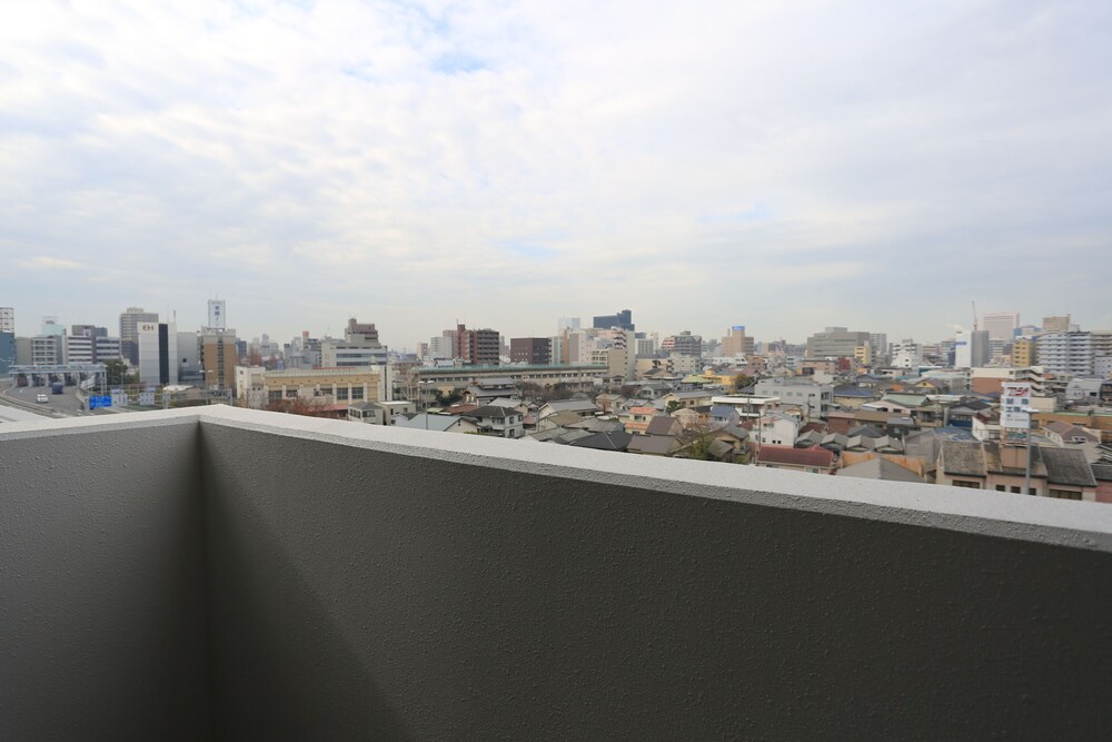 The Base Sakaihigashi Apartment Hotel 48/51