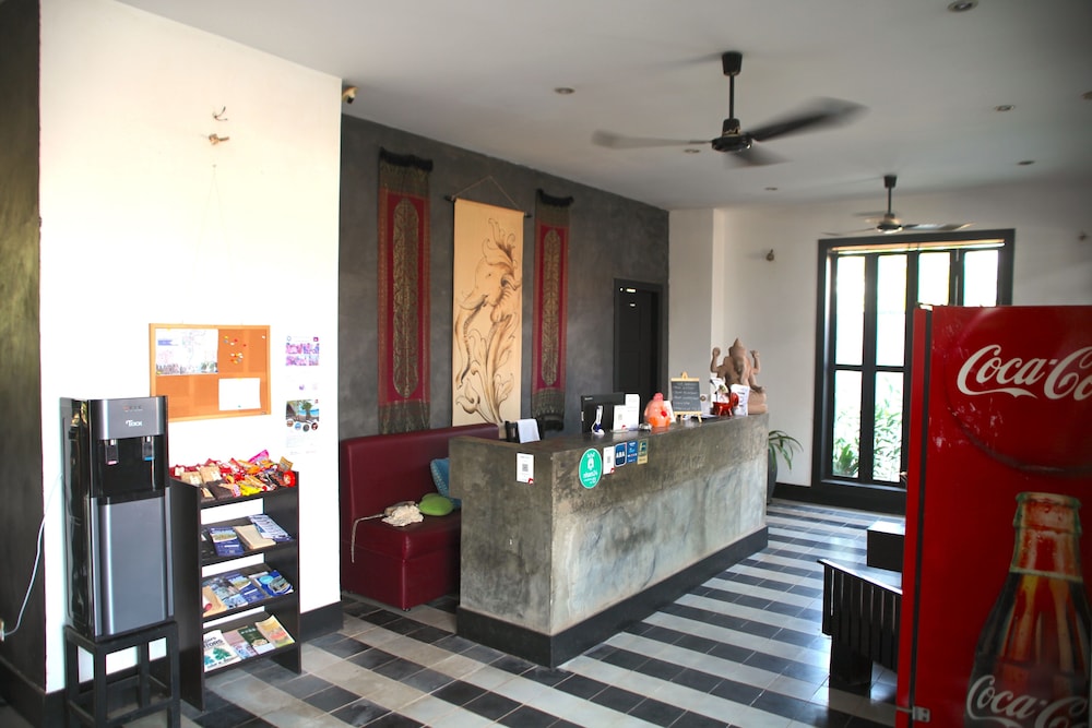 Prana Hotel 5/50