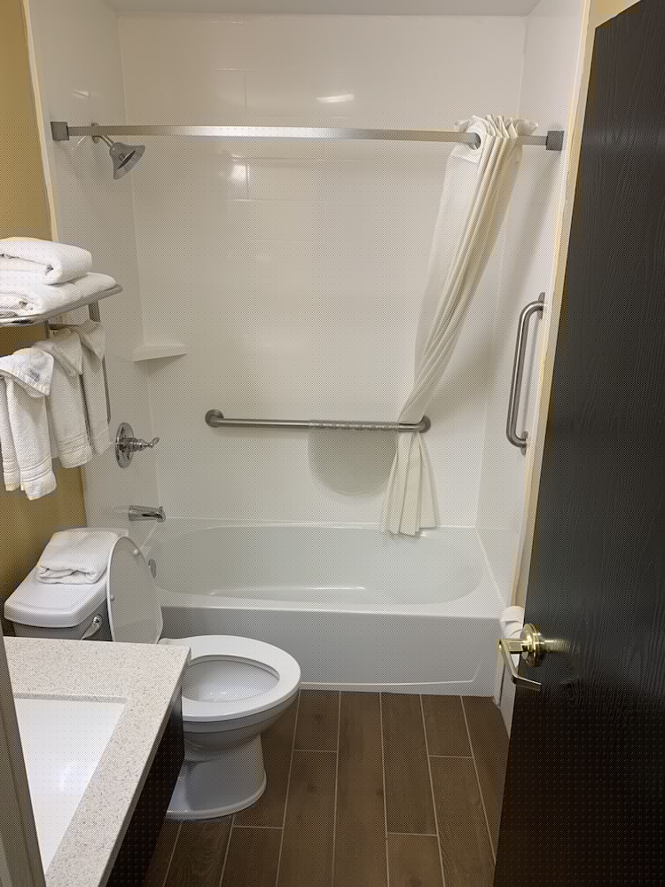 Super 8 By Wyndham Richmond KY 14/40