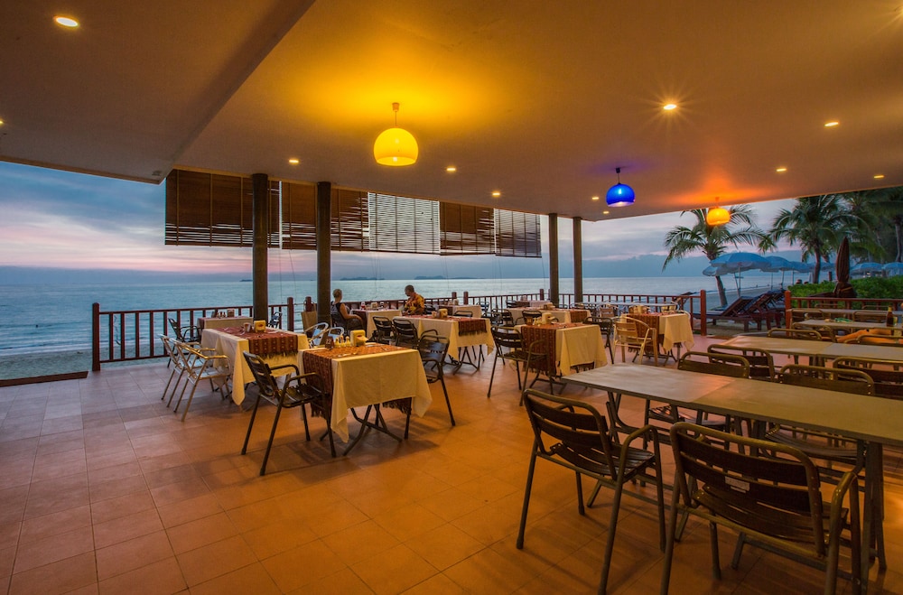 LANTA CASUARINA BEACH RESORT 40/59