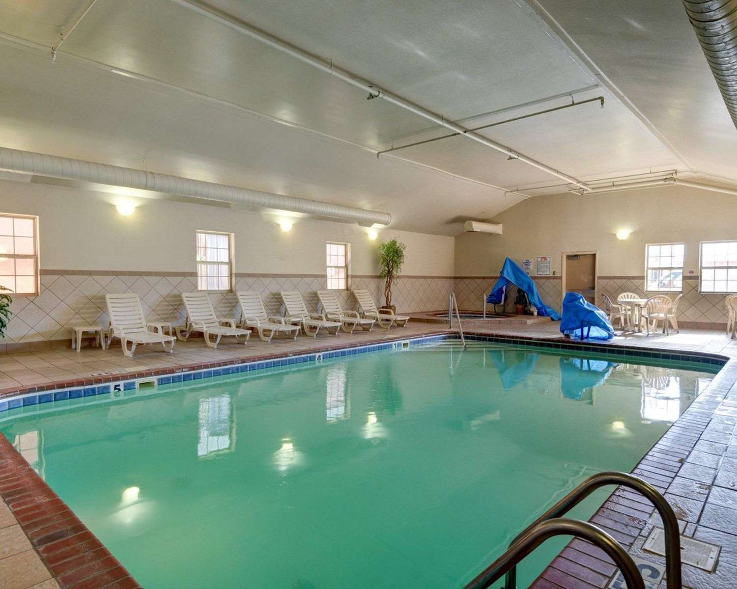 Quality Inn Fort Smith I-540 20/31