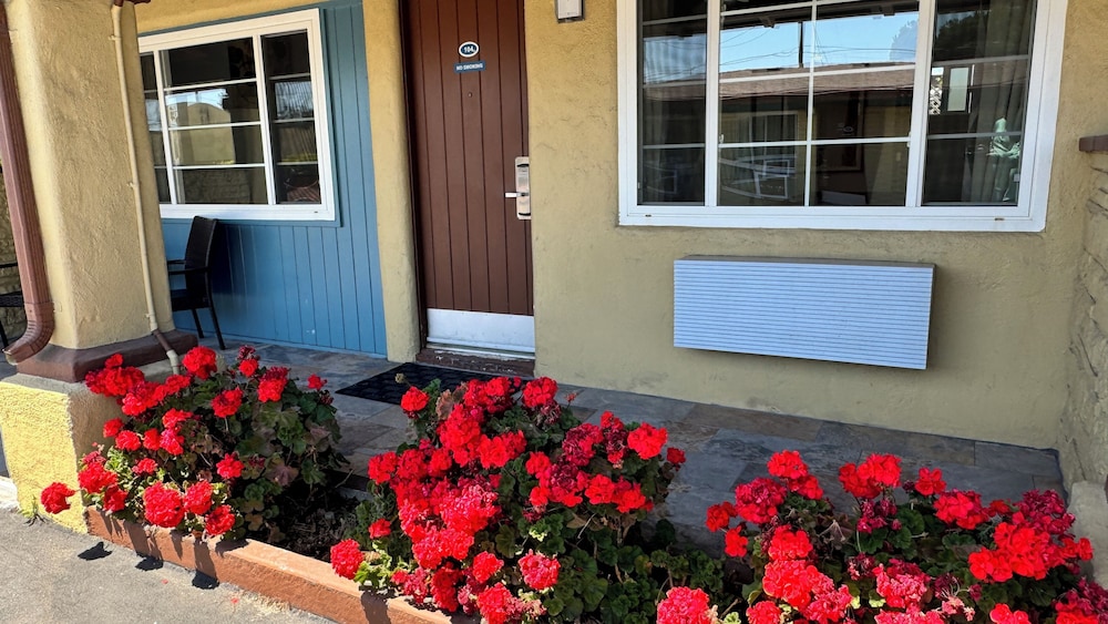 Hitching Post Studios Inn 6/63