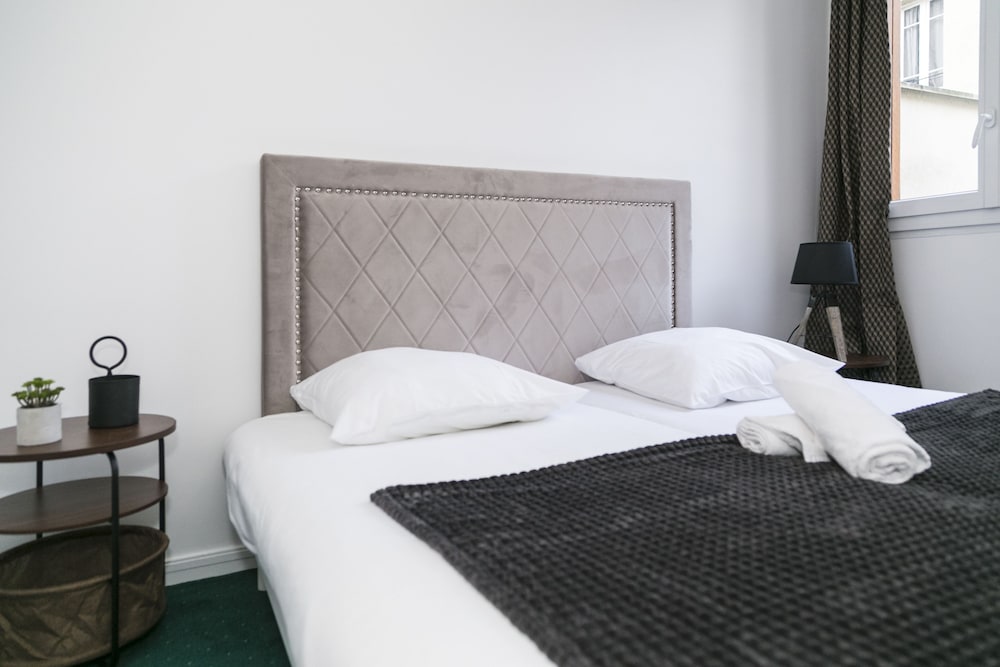 Luxury, Apartment, Twin Beds, City Street View, Sofa, RESIDENCE AURMAT 5/9
