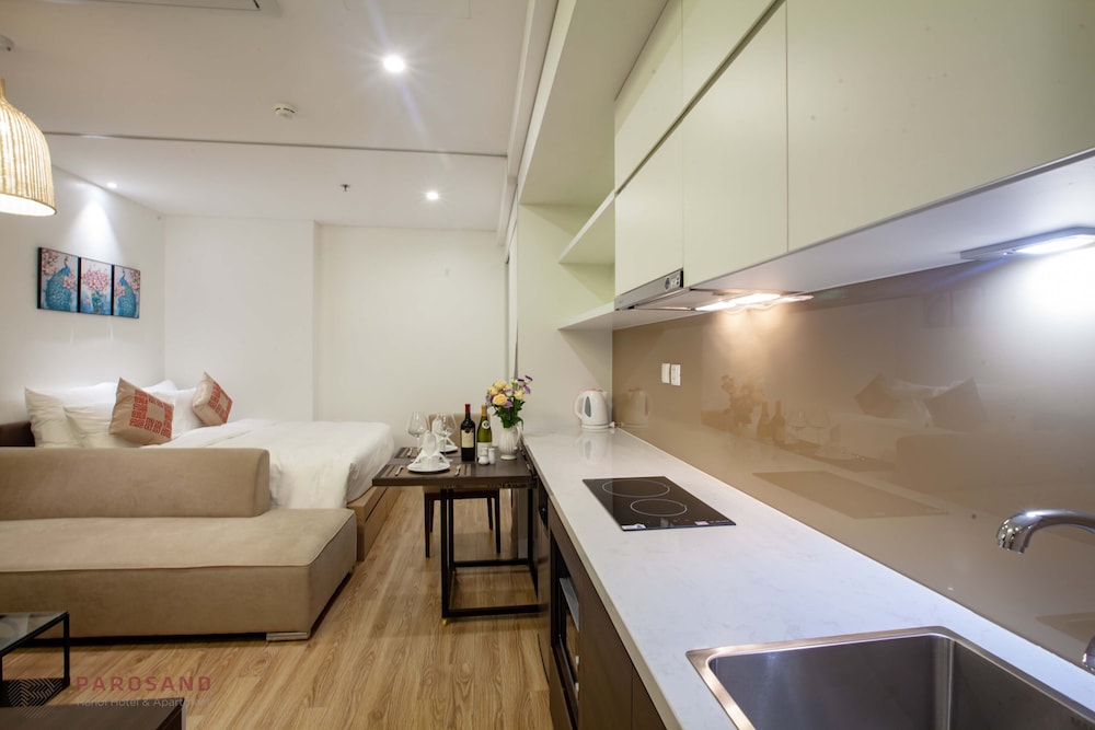 Parosand Hanoi Hotel & Apartment 29/50