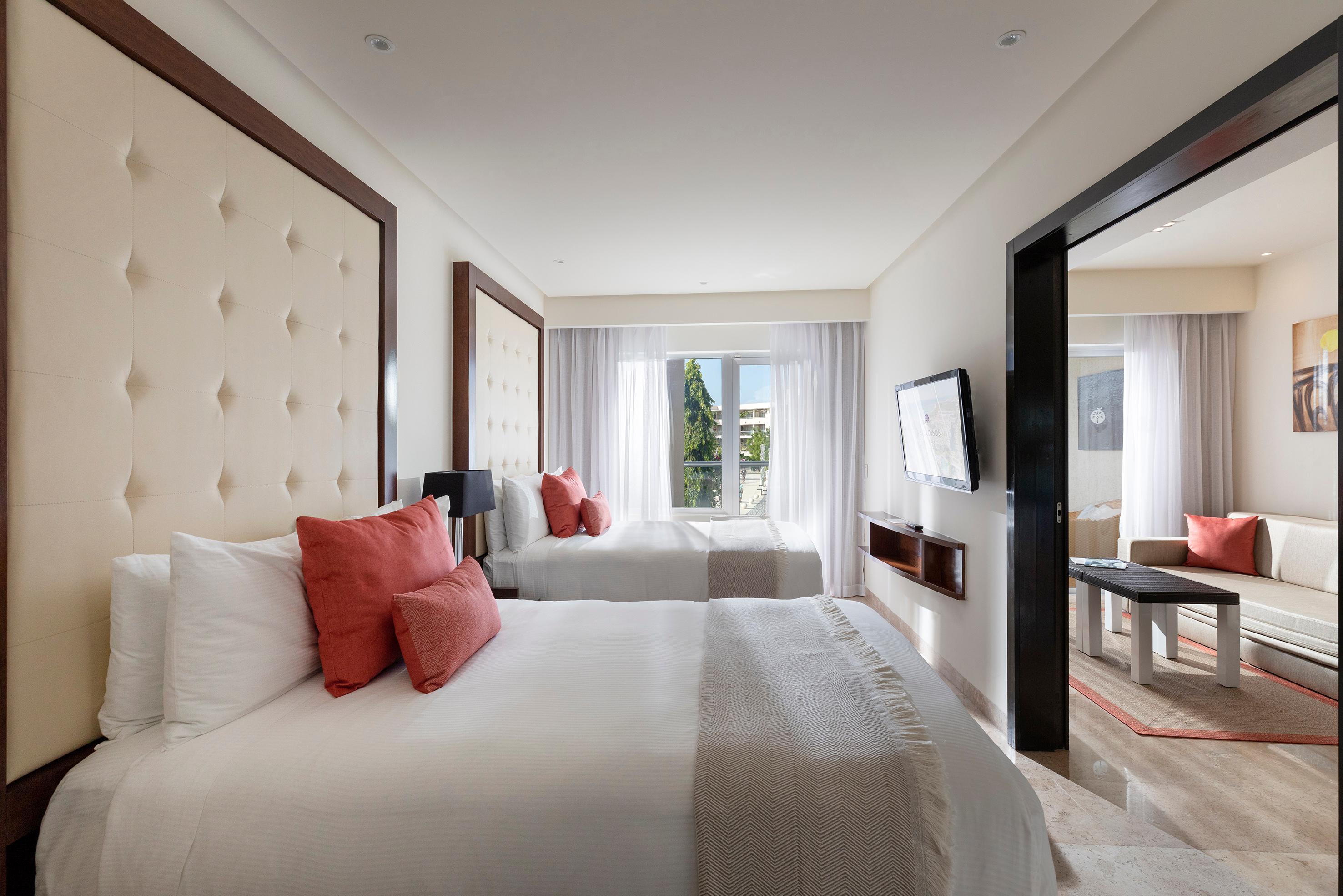 Luxury, Suite, Garden View