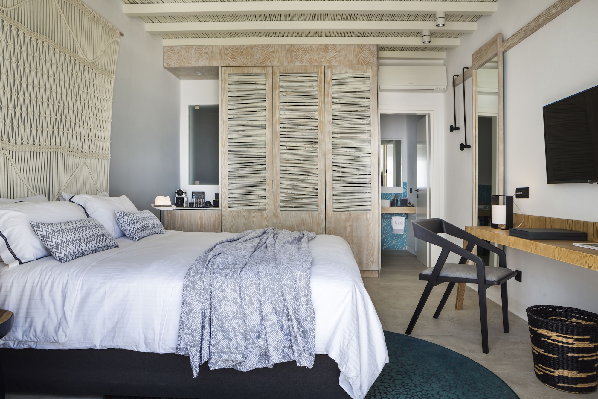 rooms