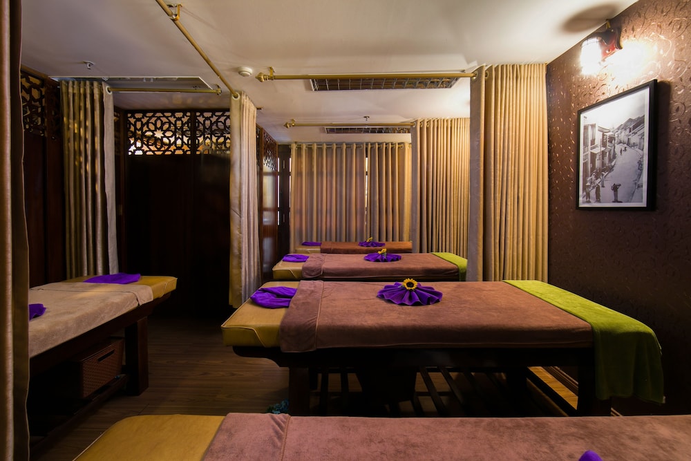 Hanoi Nostalgia Hotel & Spa 41/64