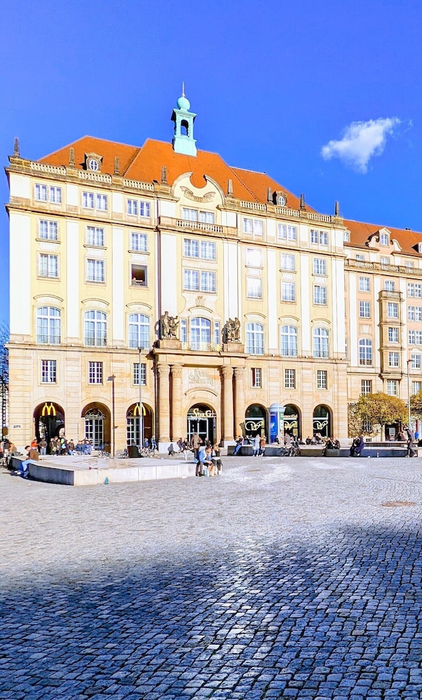 STAR INN HOTEL PREMIUM DRESDEN IM HAUS ALTMARKT, BY QUALITY(Formerly Star Inn Hotel Premium Dresden 3/38
