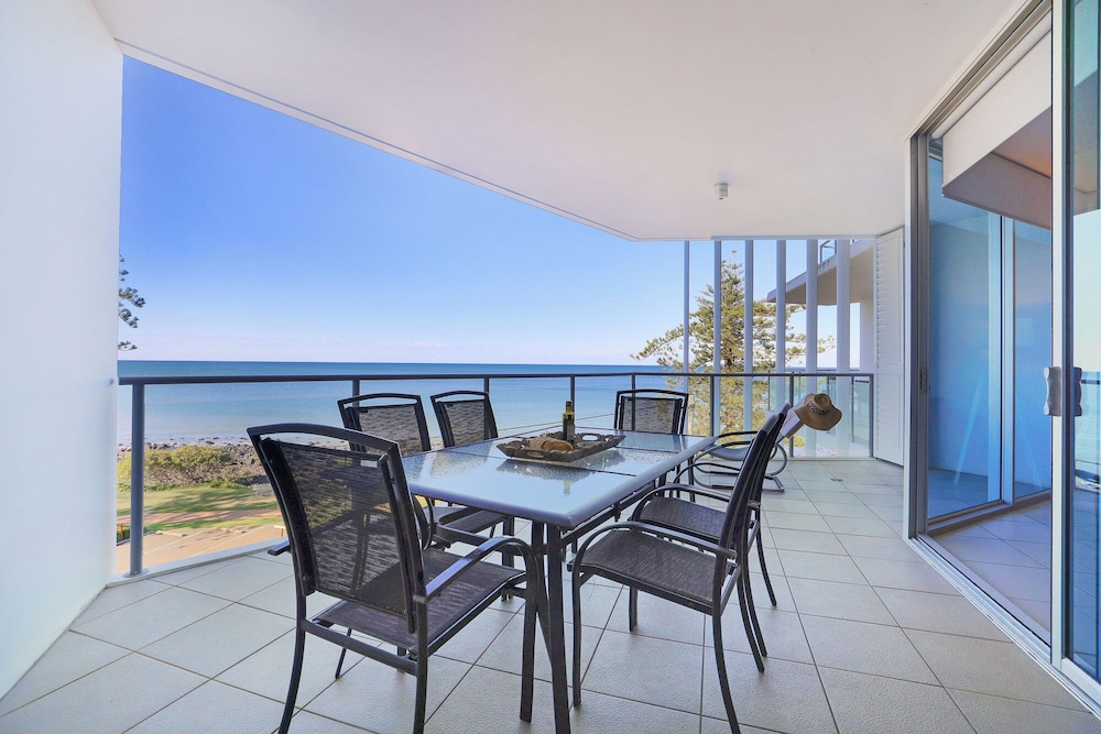 C Bargara Resort 60/73