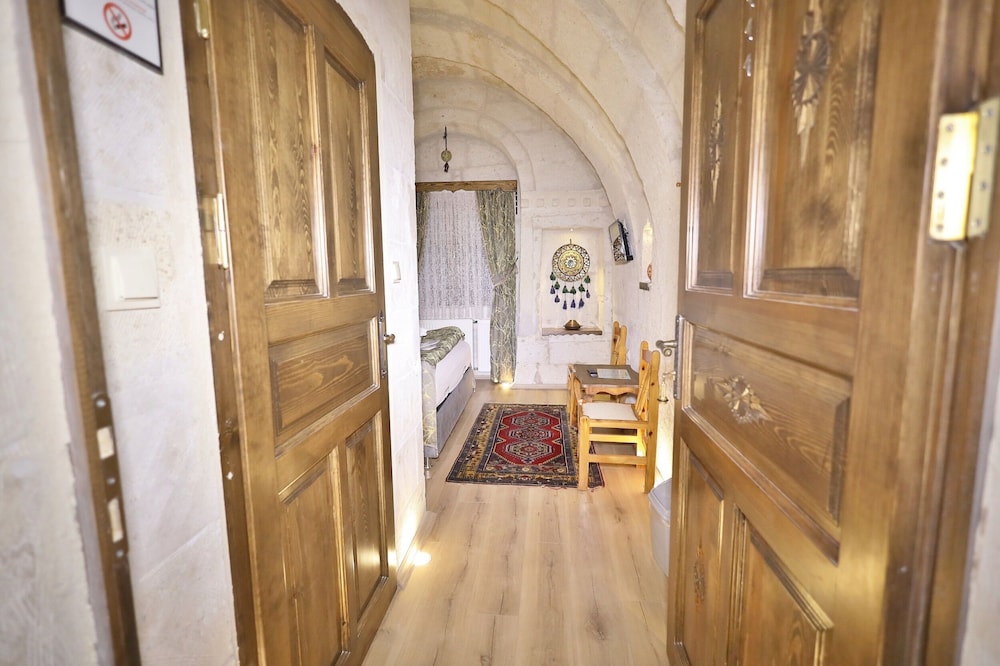 Hotel Elvan 50/50