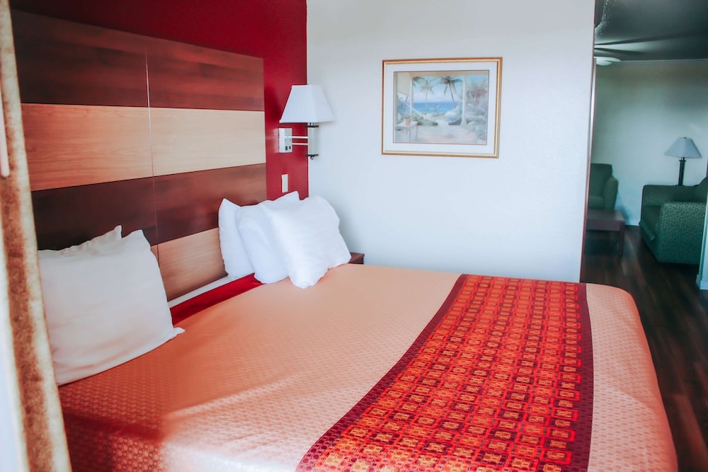 Rodeway Inn & Suites Lake Havasu City 11/26