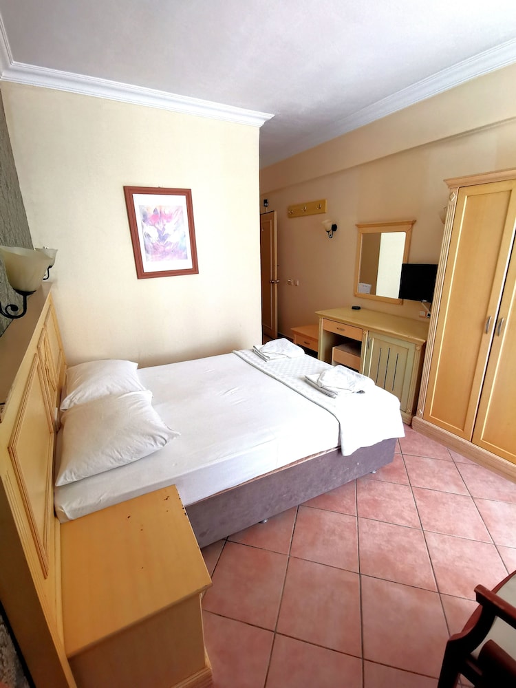 Intermar Hotel 18/50