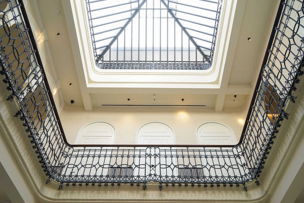 Mercer Plaza Sevilla 2/50