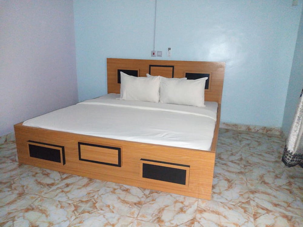De Maria Inn 5/30