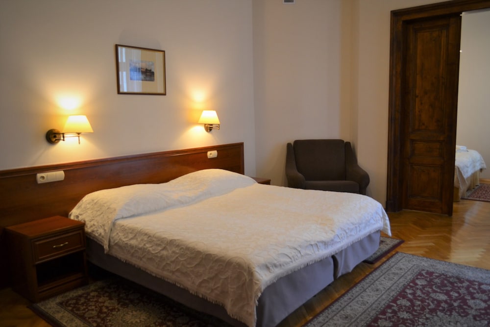 APARTHOTEL BASZTOWA 21/60