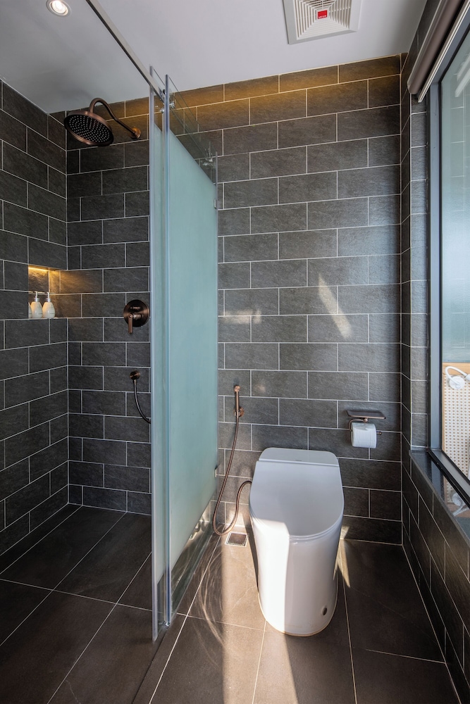 The Leaf Boutique Hotel 50/50