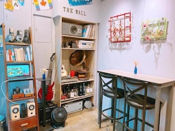 Old Door Hostel & Bar 45/57