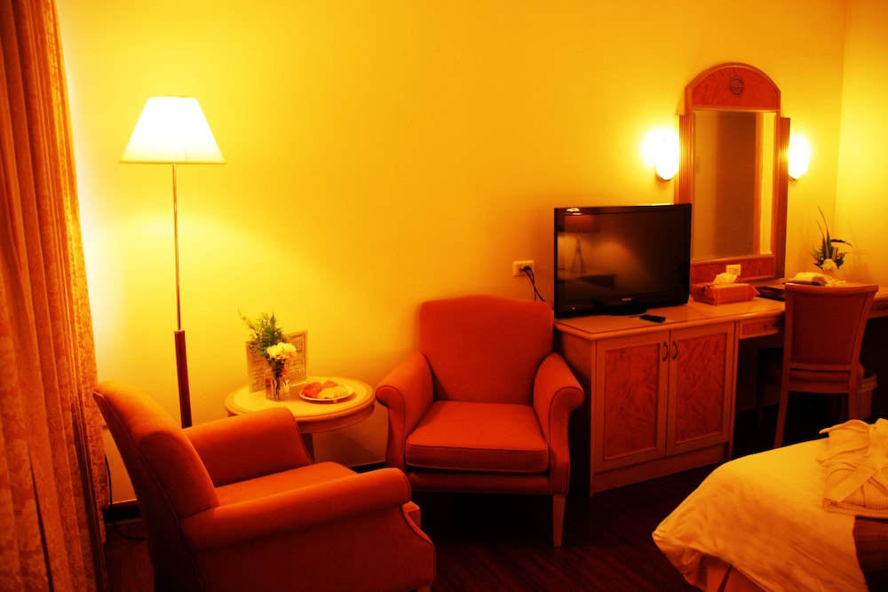 Grand Tower Inn Rama VI 55/70