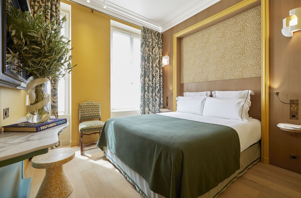 DELUXE, TERRACE