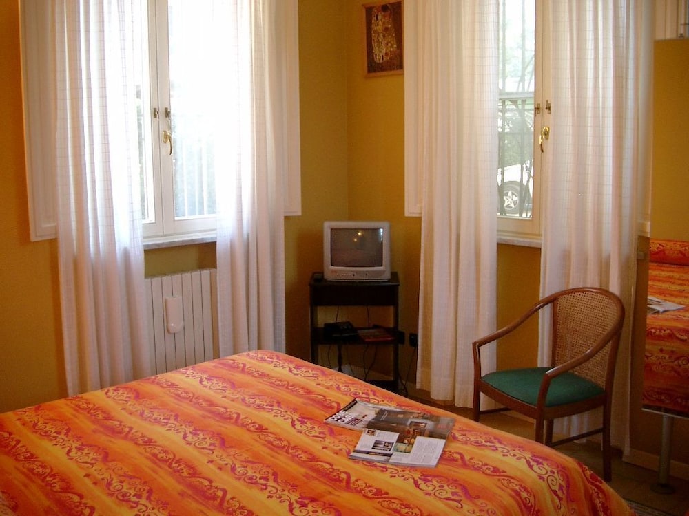 Villa Romantica 21/47