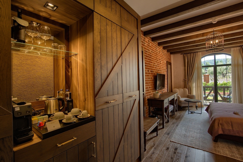 Bengodi Boutique Hotel(+12) 50/50